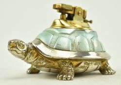 VINTAGE 20TH CENTURY NOVELTY CIGARETTE LIGHTER