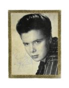 MUSIC - 1960S CLIFF RICHARD & THE SHADOWS SIGNED PROGRAMME