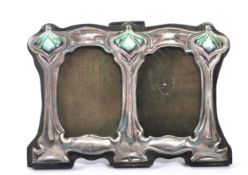 20TH CENTURY ART NOUVEAU STERLING SILVER PHOTO FRAME