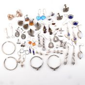 LARGE COLLECTION OF SILVER & GEM SET EARRINGS