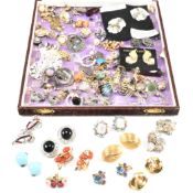 LARGE COLLECTION OF COSTUME EARRINGS