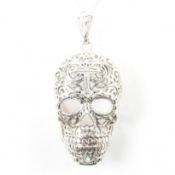 SILVER SKULL PENDANT NECKLACE