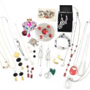 COLLECTION OF COSTUME JEWELLERY