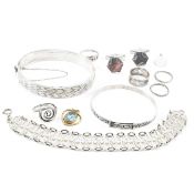 COLLECTION OF SILVER JEWELLERY