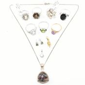 COLLECTION OF SILVER & GEM SET JEWELLERY