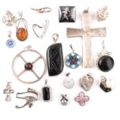 COLLECTION OF SILVER & GEM SET NECKLACE PENDANTS