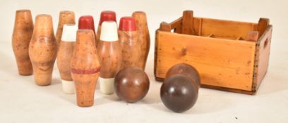 COMPLETE SET OF VINTAGE WOODEN HAND PAINTED BOWLING PINS
