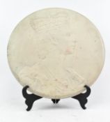 ROYAL INTEREST - VINTAGE WOODEN WALL PLAQUE OF ELIZABETH II