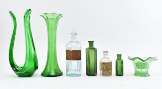 SEVEN VINTAGE 20TH CENTURY COLOURED STUDIO ART GLASS ITEMS