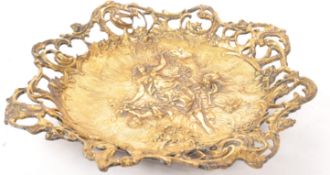 19TH CENTURY ORMOLU WALL MOUNTED CHARGER PLATE