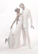 LLADRO HAPPY ANNIVERSARY RE-DECO FIGURE