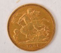 1901 HALF GOLD SOVEREIGN - QUEEN VICTRORIA BUST