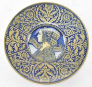 ITALIAN MAJOLICA CHARGER IN THE STYLE OF DERUTA
