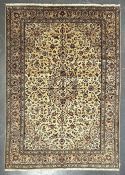 20TH CENTURY CENTRAL PERSIAN ISLAMIC KASHAN CARPET RUG