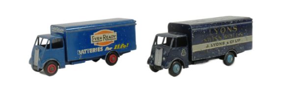 DIECAST - X2 VINTAGE DINKY TOYS DIECAST MODELS