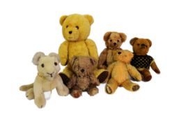 TEDDY BEARS - COLLECTION OF VINTAGE TEDDY BEARS