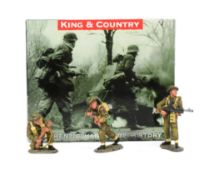 KING & COUNTRY - BREN GUN TEAM