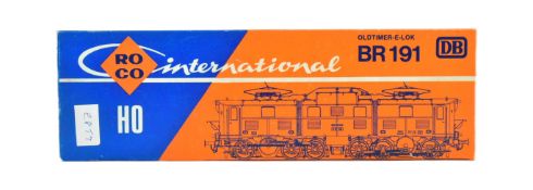 MODEL RAILWAY - ROCO HO GAUGE LOCOMOTIVE