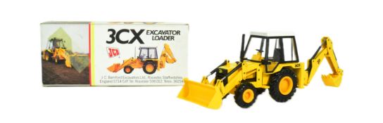 DIECAST - NZG MODEL 1/35 SCALE JCB 3CX EXCAVATOR LOADER
