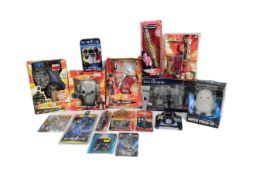 DOCTOR WHO - COLLECTION OF ASSORTED MERCHANDISE