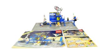 LEGO - LEGOLAND - 6971 - INTERGALACTIC COMMAND BASE
