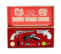 VINTAGE BCM COMPANY OUTLAW PRESENTATION TOY GUNS