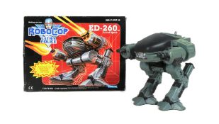 ROBOCOP ULTRA POLICE - KENNER ED-260 ACTION FIGURE (ED-209)