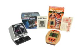 RETRO GAMING - VINTAGE TABLETOP HAND HELD VIDEO GAMES