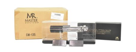 STAR WARS - MASTER REPLICAS - LUKE SKYWALKER LIGHTSABER ELITE EDITION