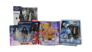 DOCTOR WHO - CHARACTER OPTIONS - ACTION FIGURES