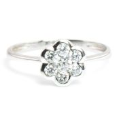 HALLMARKED 18CT WHITE GOLD & DIAMOND FLOWER CLUSTER RING