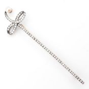 EDWARDIAN GOLD PLATINUM DIAMOND & PEARL RIBBON BROOCH PIN