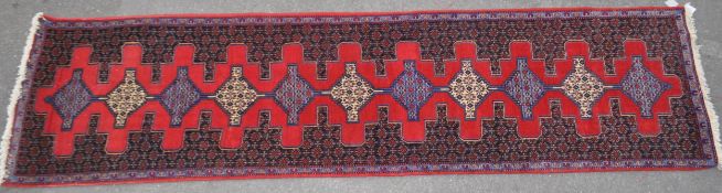 20TH CENTURY NORTH WEST PERSIAN SENNEH RUNNER