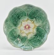 19TH CENTURY STONEWARE DECORATIVE LILYPAD PLATE