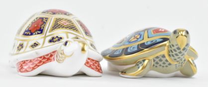 ROYAL CROWN DERBY - FINE BONE CHINA PAPERWEIGHT