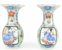 PAIR OF MEIJI PERIOD ARITA HICHOZAN SHINOPO 肥蝶山信甫造有田烧瓶一对