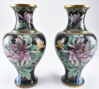 PAIR OF CHINESE CLOISONNE VASES 黑底菊花掐丝珐琅瓶一对