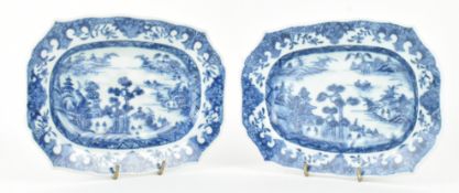 TWO QING QIANLONG BLUE AND WHITE PLATES 清 乾隆 青花山水长方盘一对
