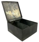 JAMES DIXON & SONS - EARLY 20TH CENTURY CIGARETTE BOX