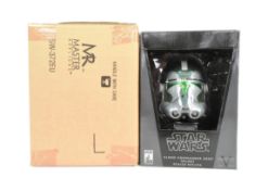 STAR WARS - MASTER REPLICAS - CLONE COMMANDER GREE SCALED HELMET