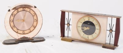 SMITHS & METAMEC - 1930S PEACH GLASS ROUNDEL MANTEL CLOCK