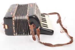GIROTONDO PIGINI - 20TH CENTURY VINTAGE SMALL ACCORDION