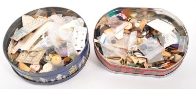 LARGE COLLECTION OF VINTAGE 1920S & LATER BUTTONS