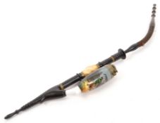 EARLY 20TH CENTURY GERMAN HORN & PORCELAIN HUNTERS PIPE