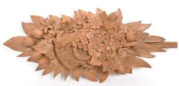 LARGE 20TH CENTURY WOOD EFFECT WALL FLOWER BOUQUET