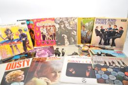 COLLECTION OF 20TH CENTURY VINYL RECORDS