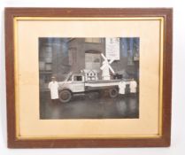 ORIGINAL BLACK & WHITE PHOTO OF COMMERCIAL DELIVERY VEHICLE