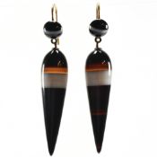 PAIR OF VICTORIAN BANDED AGATE AMPHORA PENDANT EARRINGS