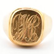 18CT GOLD SIGNET RING