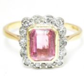 HALMARKED 18CT GOLD TOURMALINE & DIAMOND RING